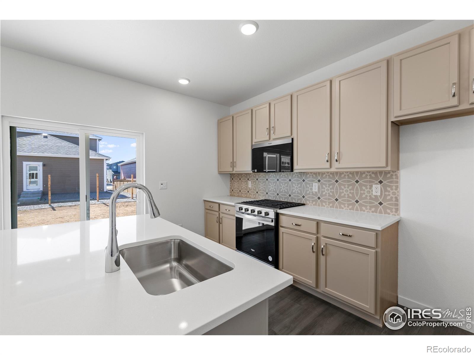 3159 N Robud Farms Drive