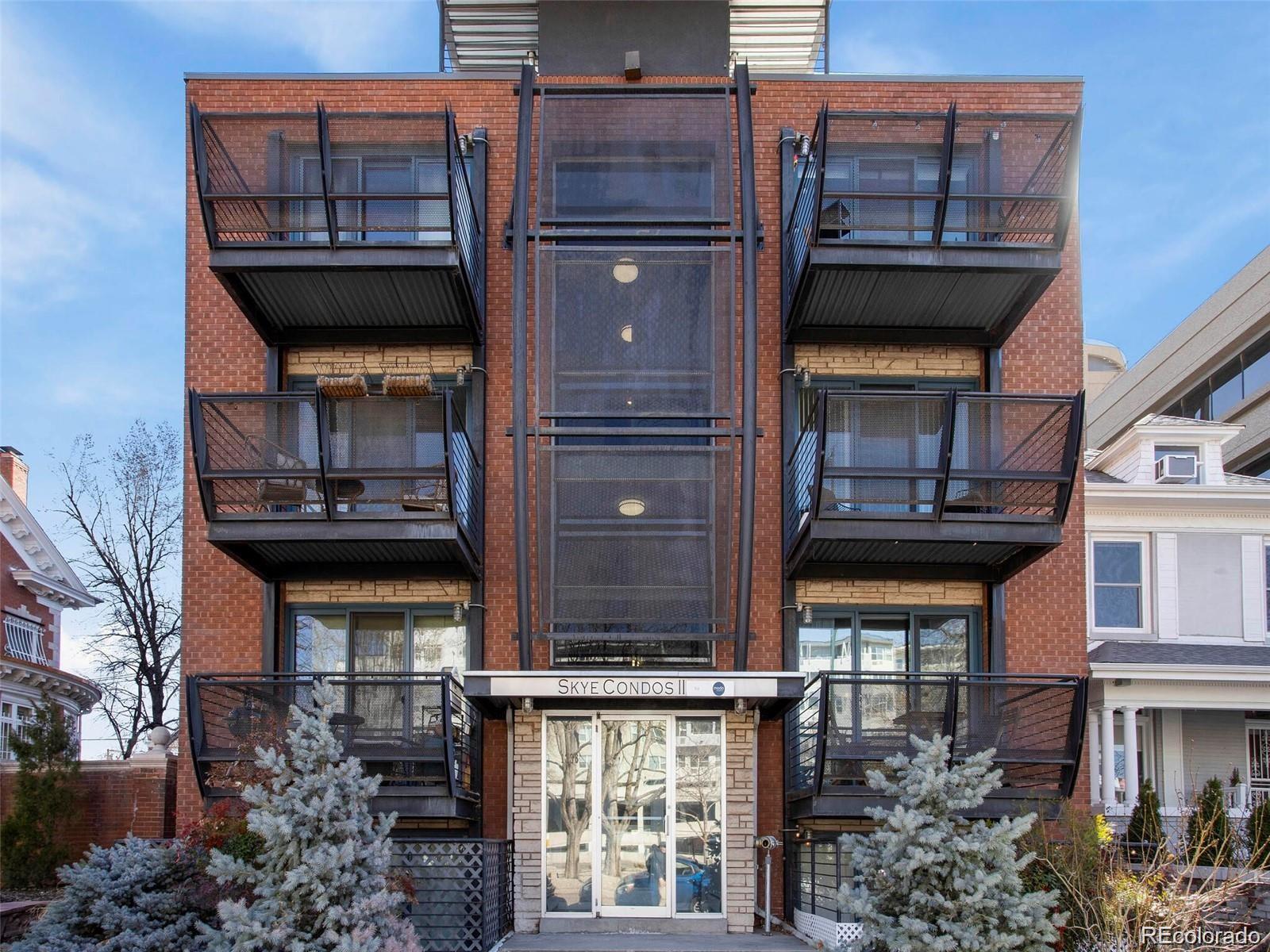 1336 N Logan Street 401