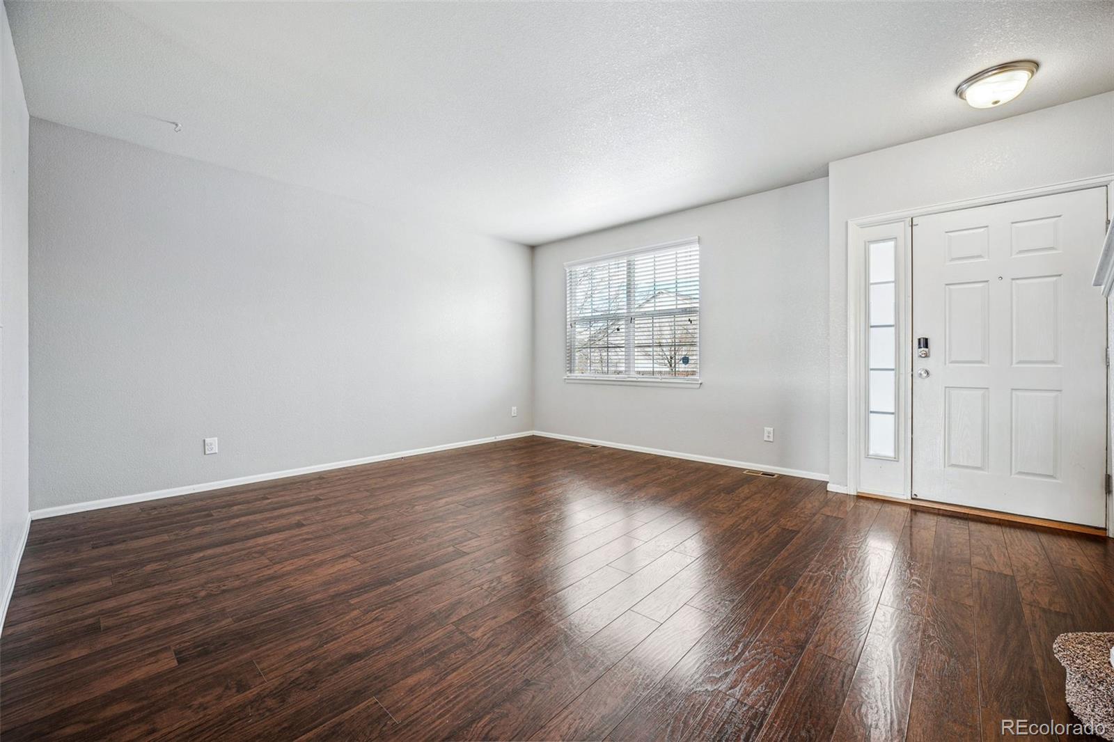 11590 River Oaks Lane