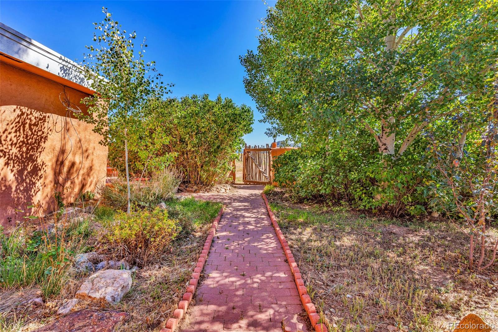 5250 Oak Grove