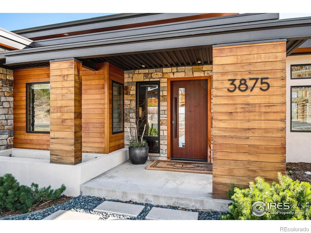 Photo of 3875 Cloverleaf Drive #A, Boulder, CO 80304 (MLS # IR1036879)