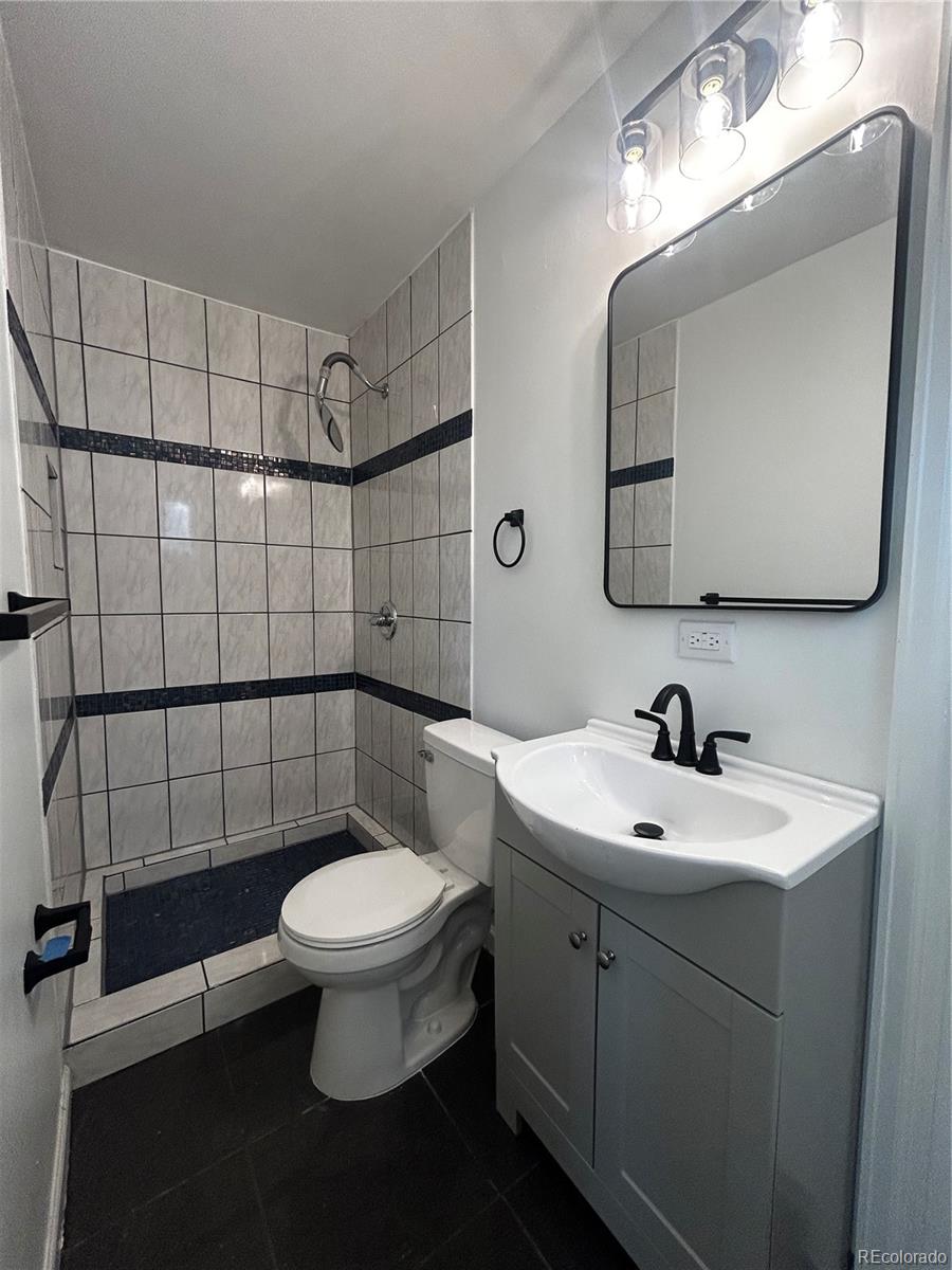 1550 Eppinger Boulevard, Thornton, CO, 80229 4 1550 Eppinger Boulevard