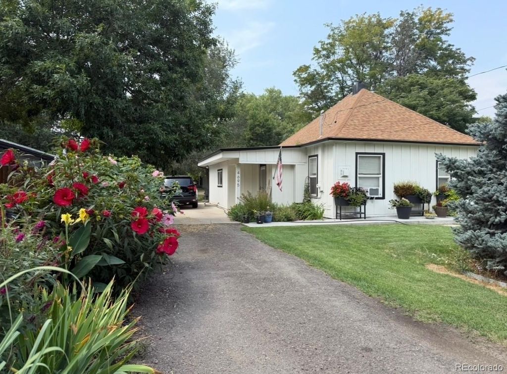 Photo of 4695 Parfet Street, Wheat Ridge, CO 80033 (MLS # 3331572)