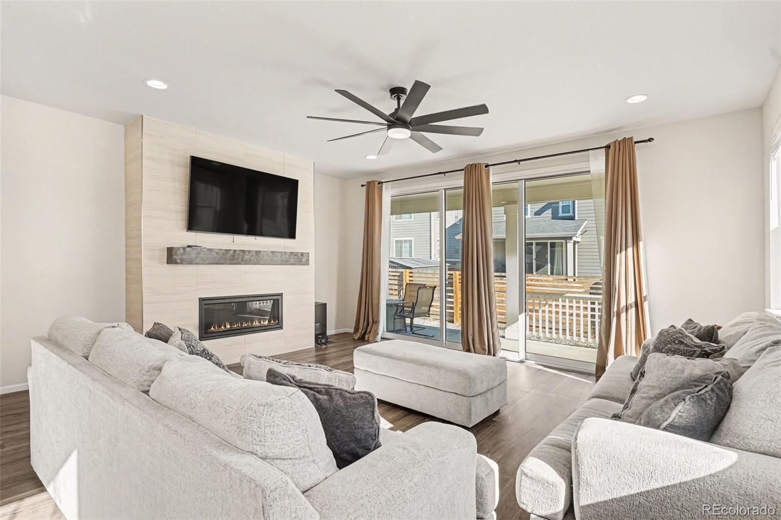 3866 N Fultondale Street