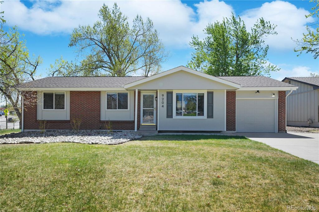 Photo of 9204 W Colorado Avenue, Lakewood, CO 80232 (MLS # 5963194)
