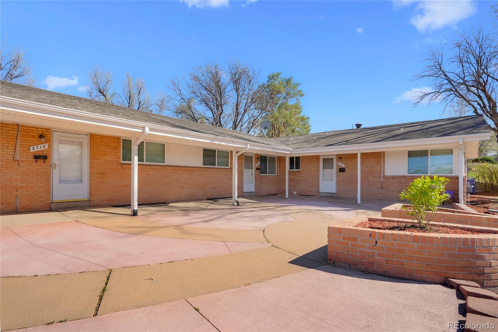 5710 S Pennsylvania Street