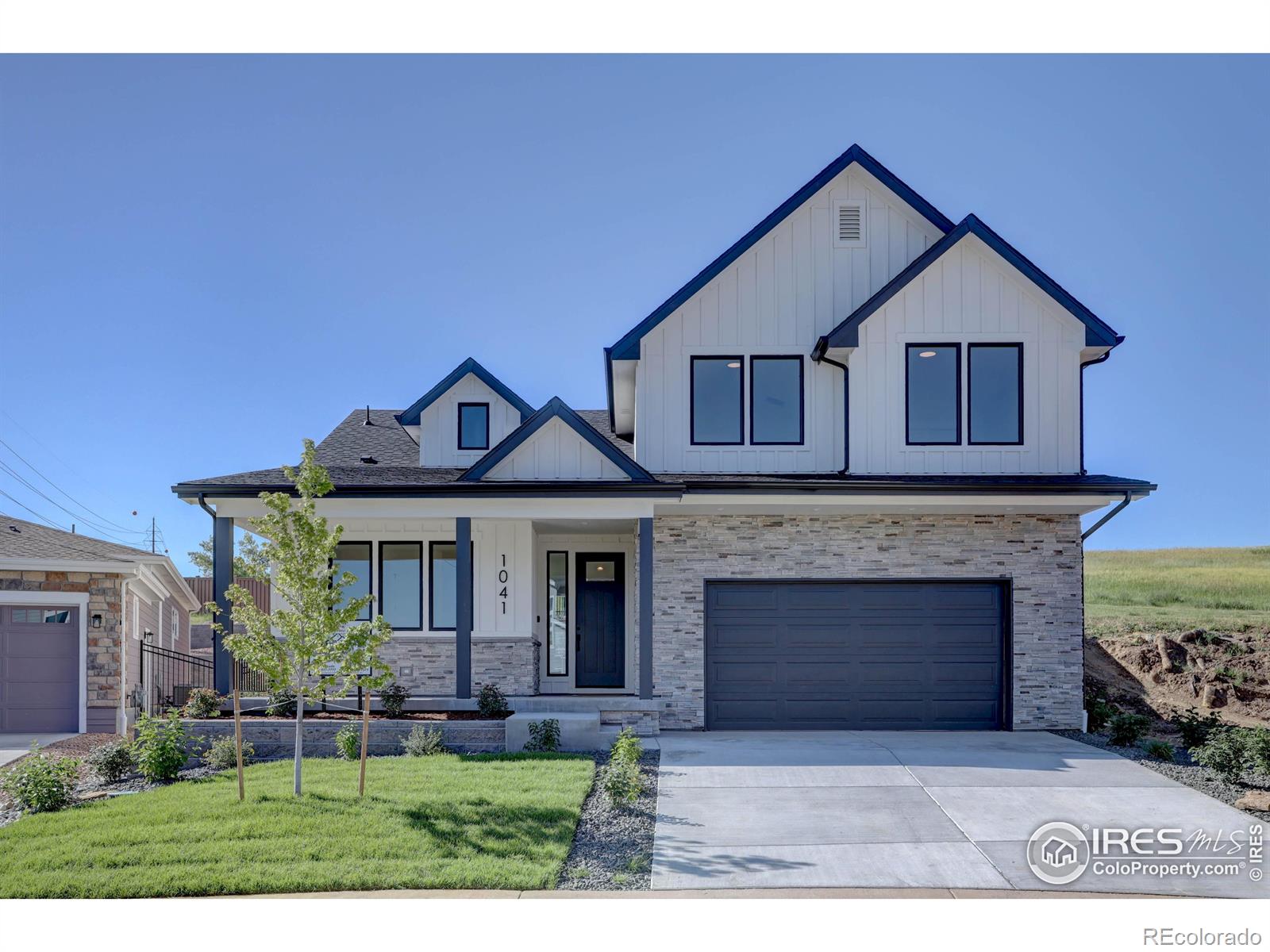 1041 Turnberry Circle