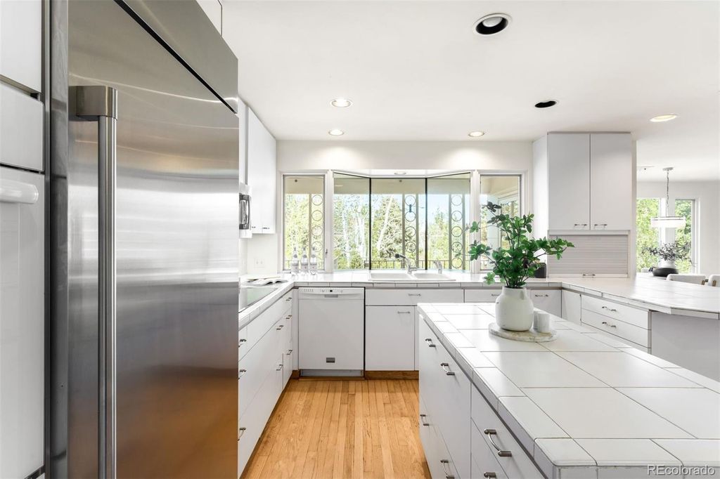 Photo of 5691 Southmoor Lane, Englewood, CO 80111 (MLS # 6450143)