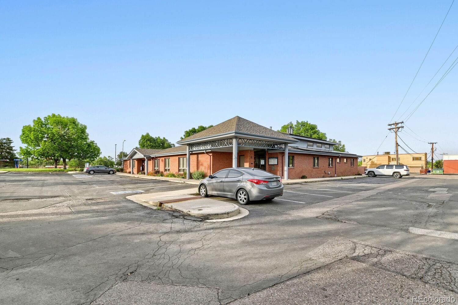 1420 W Midway Boulevard