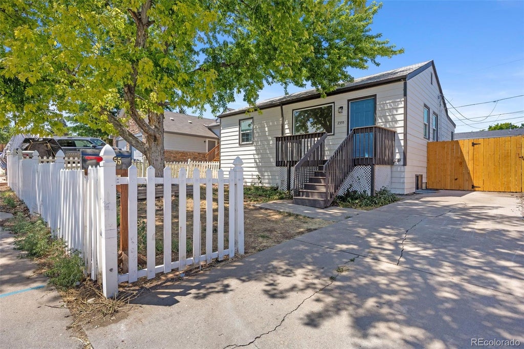 Photo of 2355 W Hillside Avenue, Englewood, CO 80110 (MLS # 3214172)