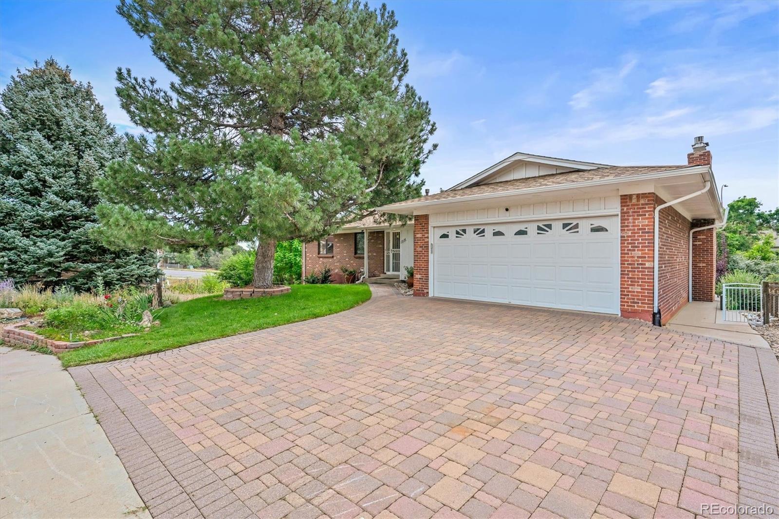 13126 W Warren Circle