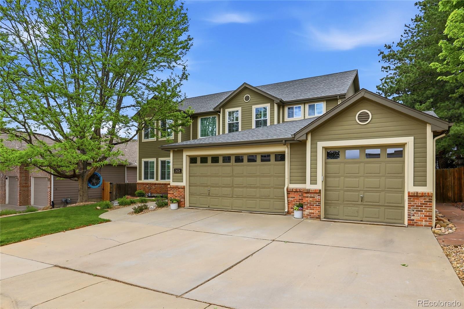 5424 E Dry Creek Circle