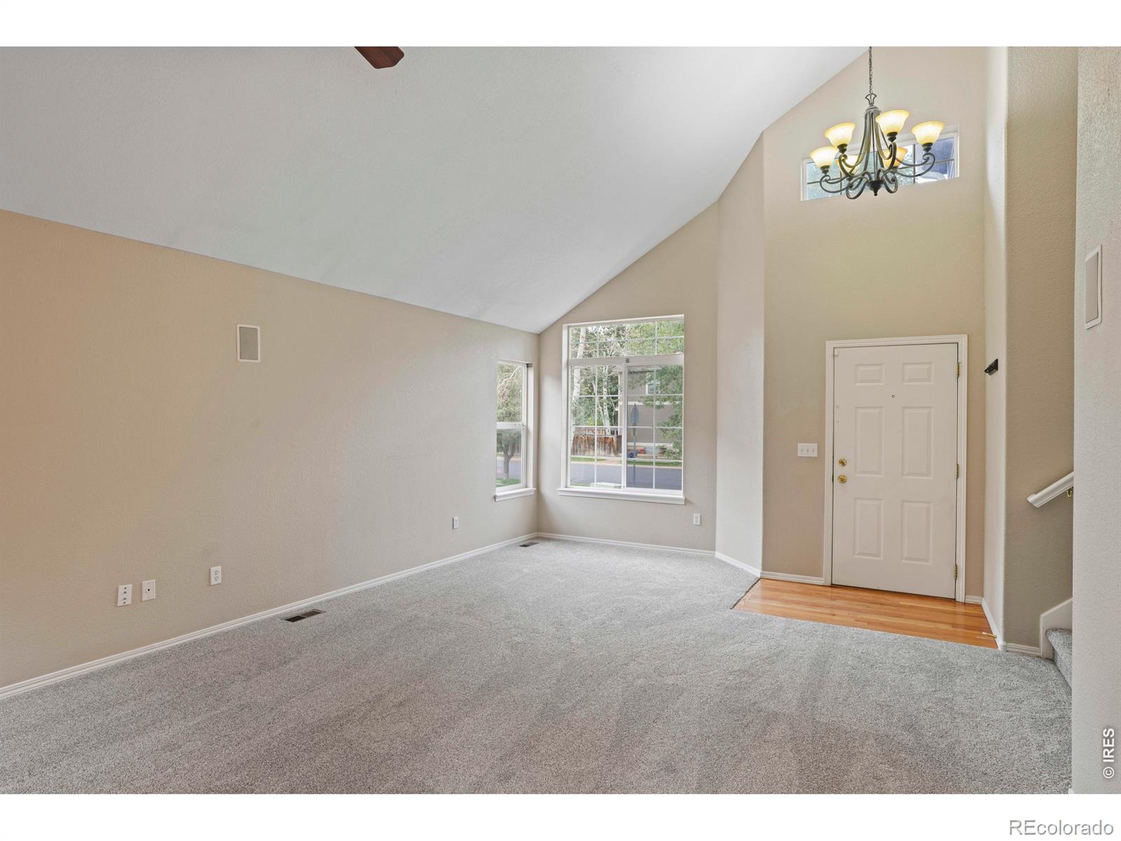 3854 Foothills Drive