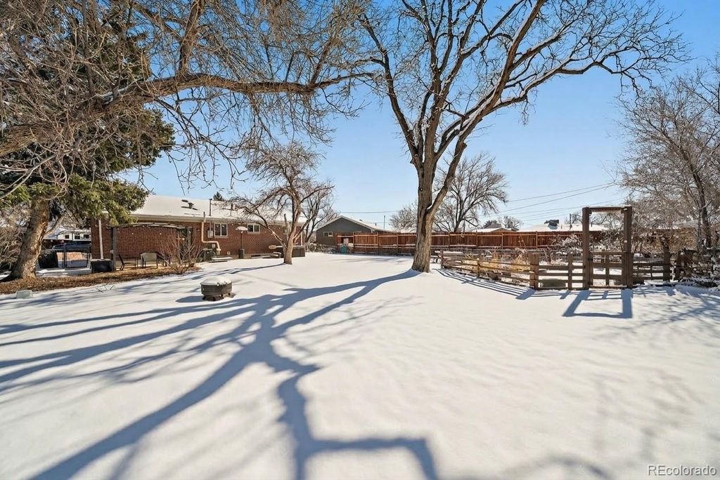 Photo of 2010 E 113th Avenue, Northglenn, CO 80233 (MLS # 6581070)