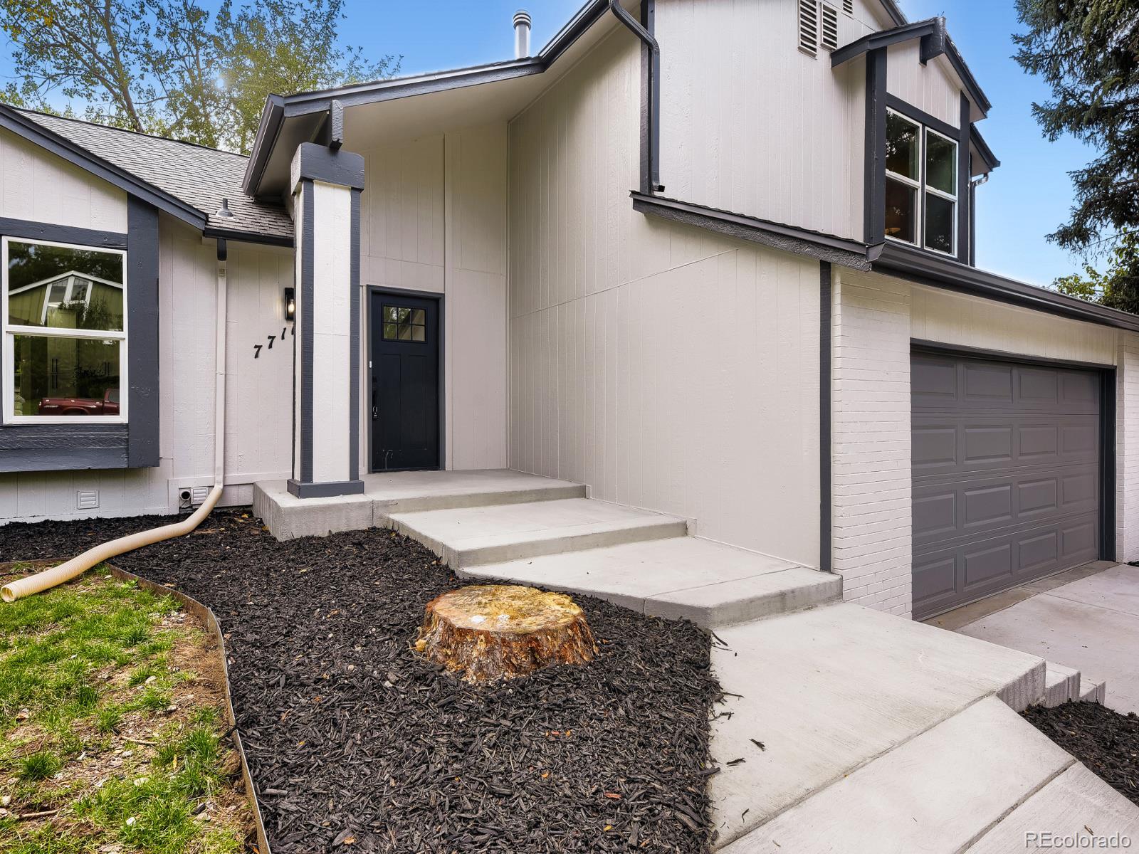 7711 S Rosemary Way