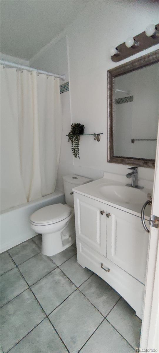 10752 E Exposition Avenue 330