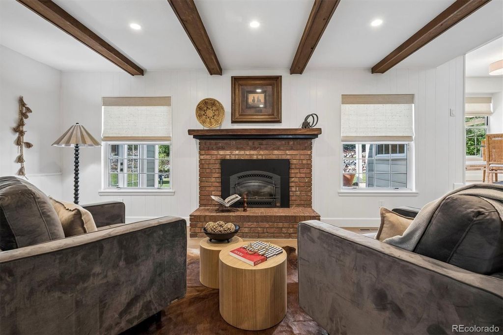 Photo of 7121 E Hinsdale Place, Centennial, CO 80112 (MLS # 7933459)