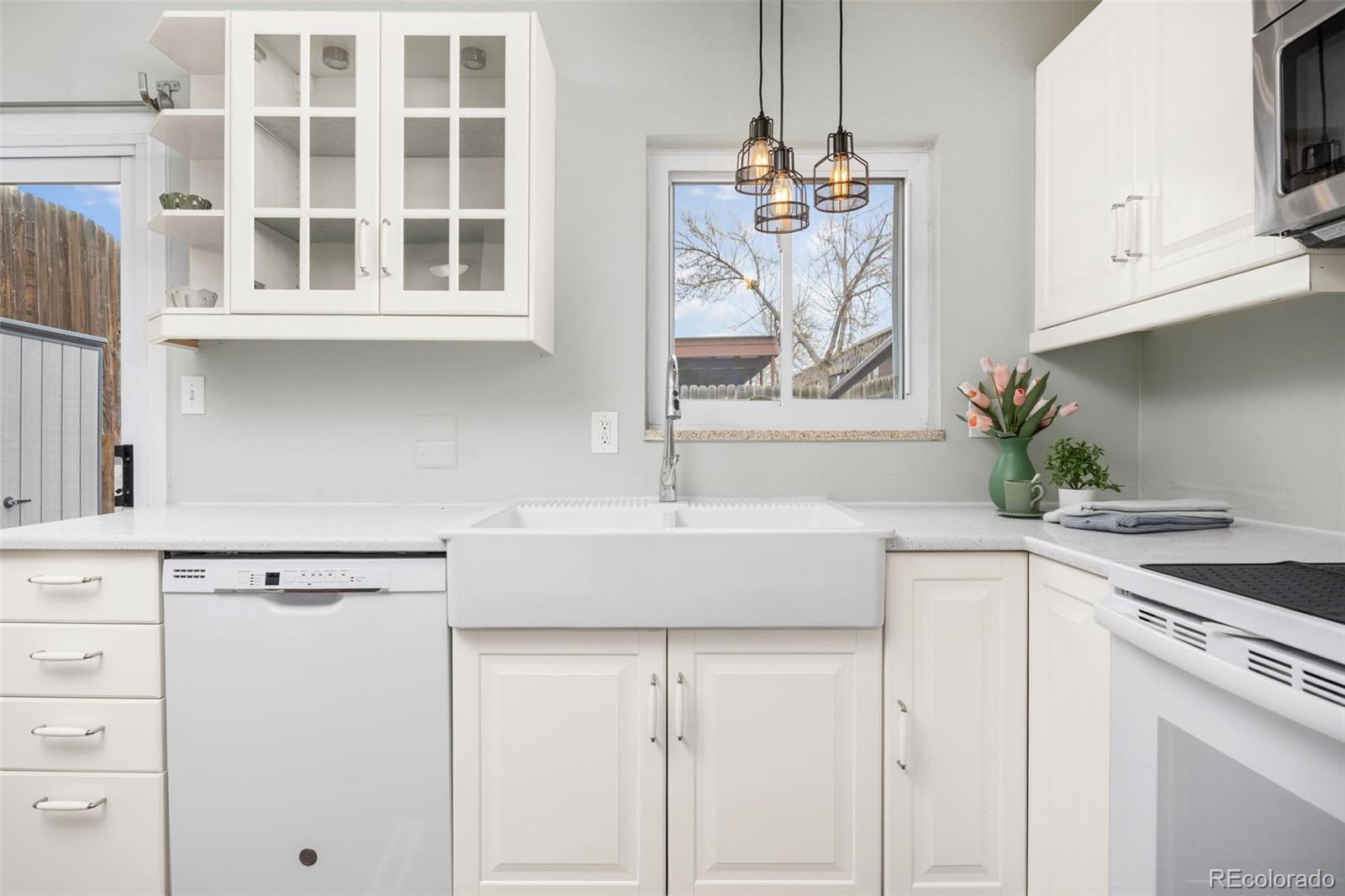 5707 S Lowell Boulevard