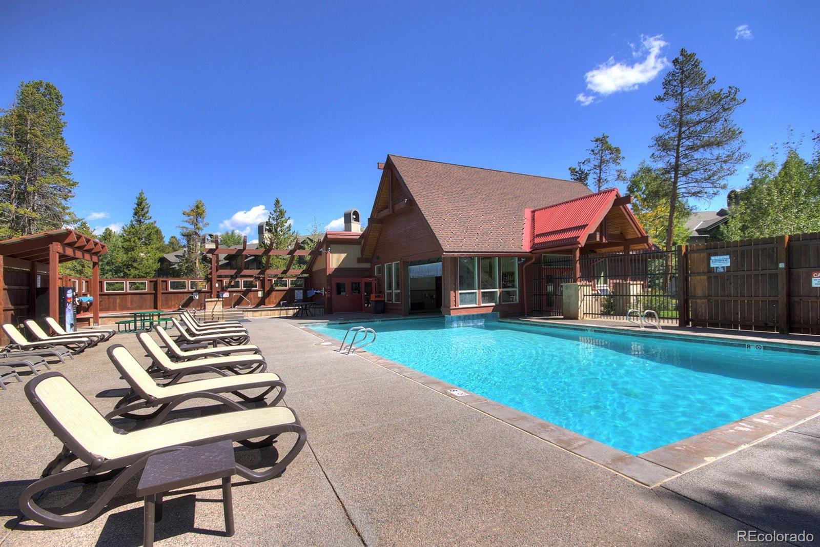 305 S Park #402 Avenue 402