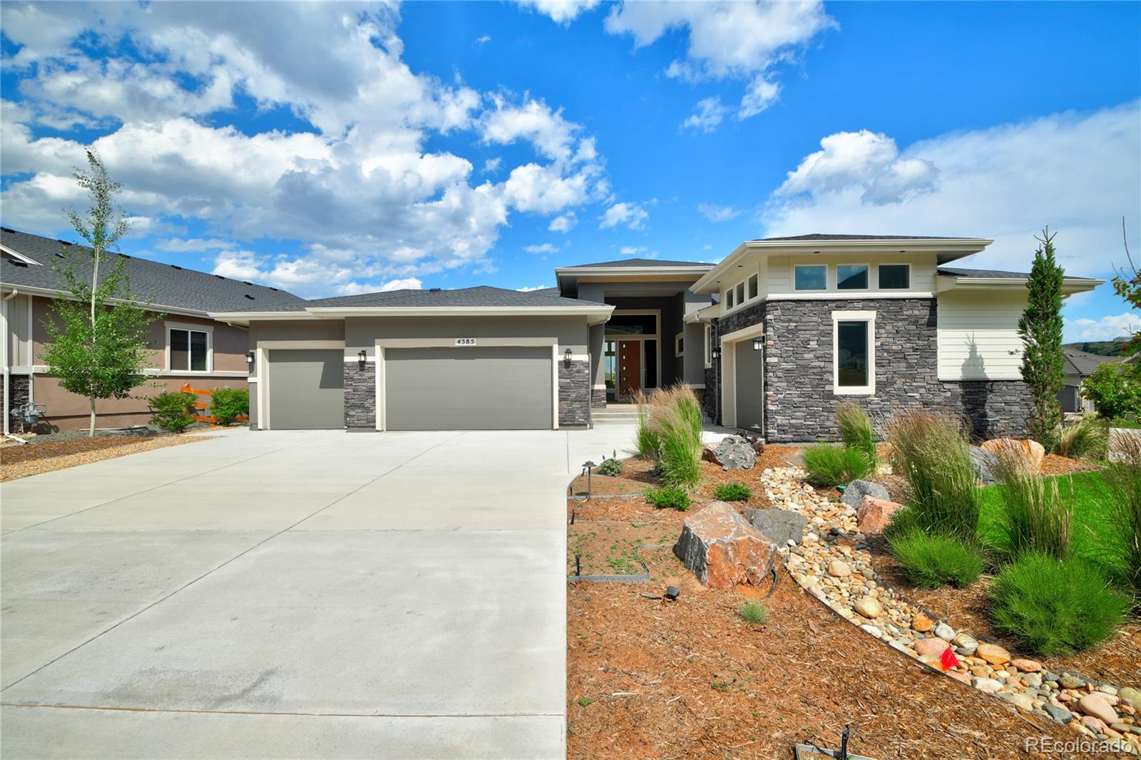 4585 Mesa Top Drive
