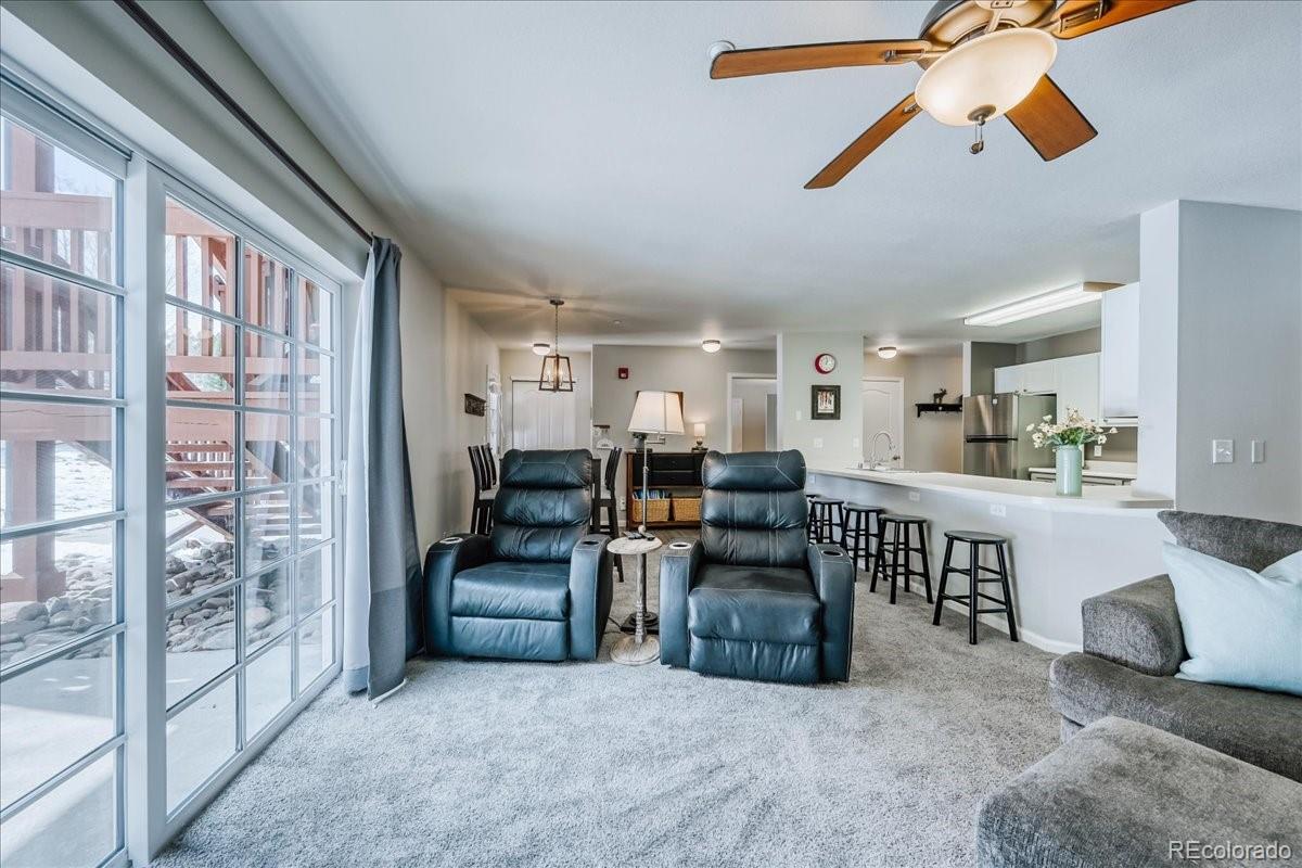 203 Pelican Circle 1409