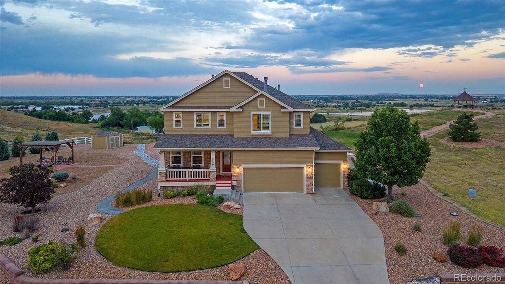 Photo of 12420 Verbena Street, Thornton, CO 80602 (MLS # 1915026)