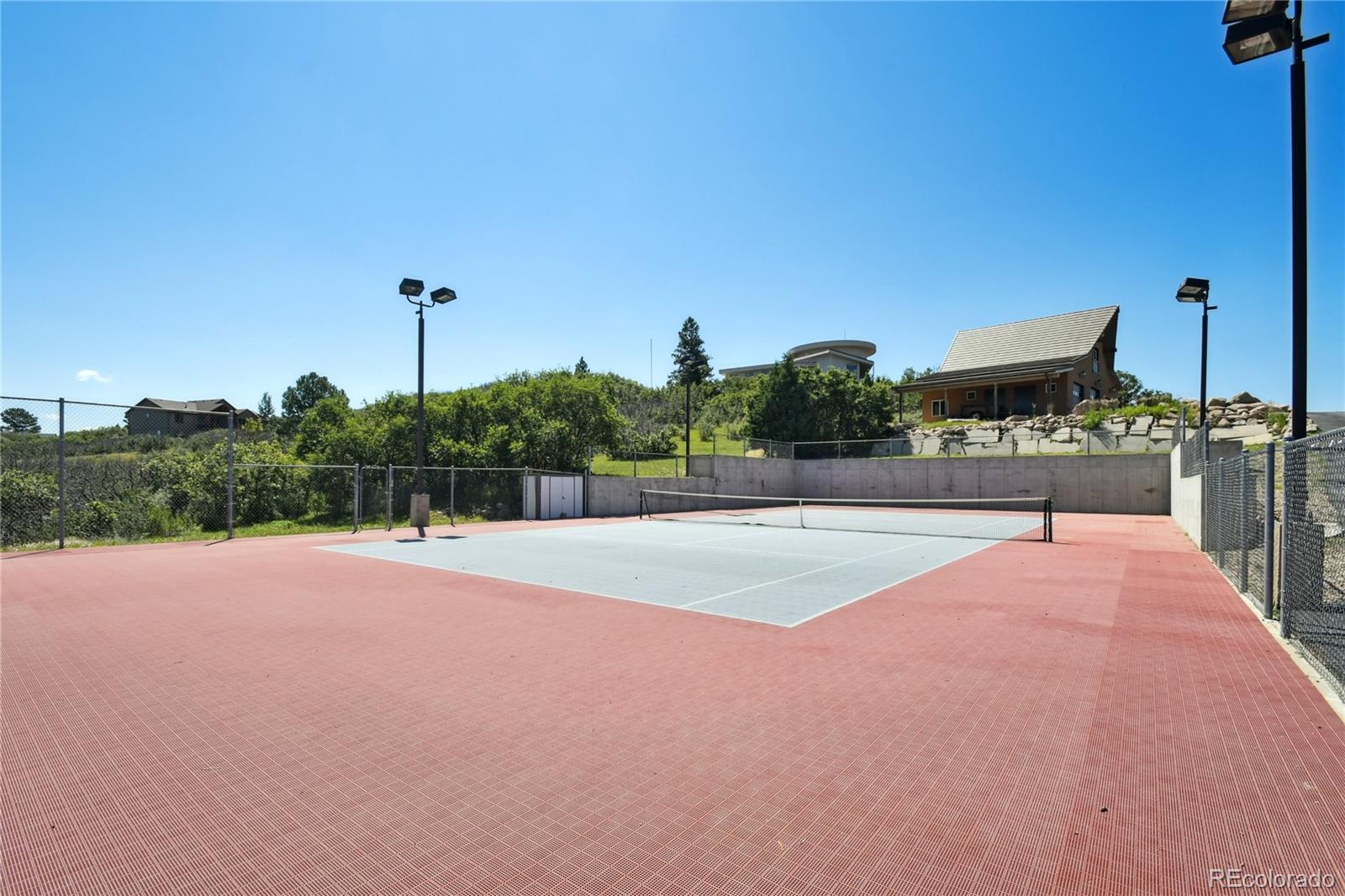 1175 Ridge Oaks Drive