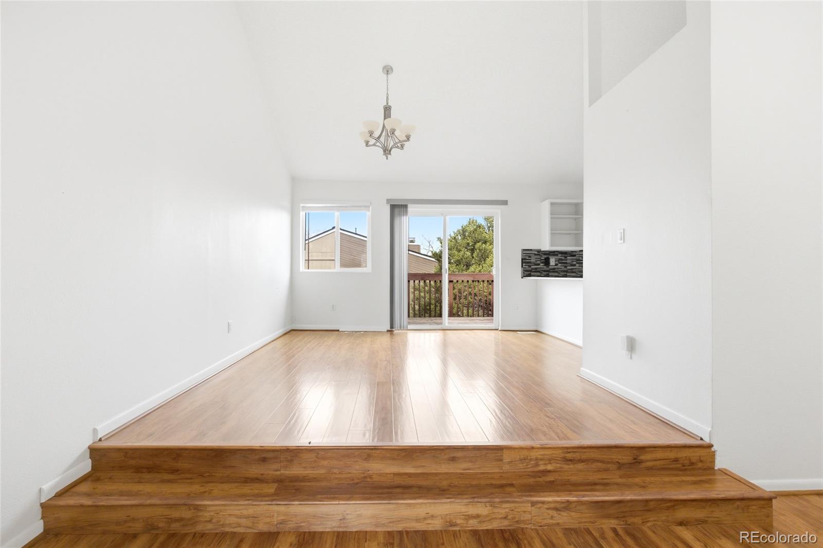 2889 W Rowland Place