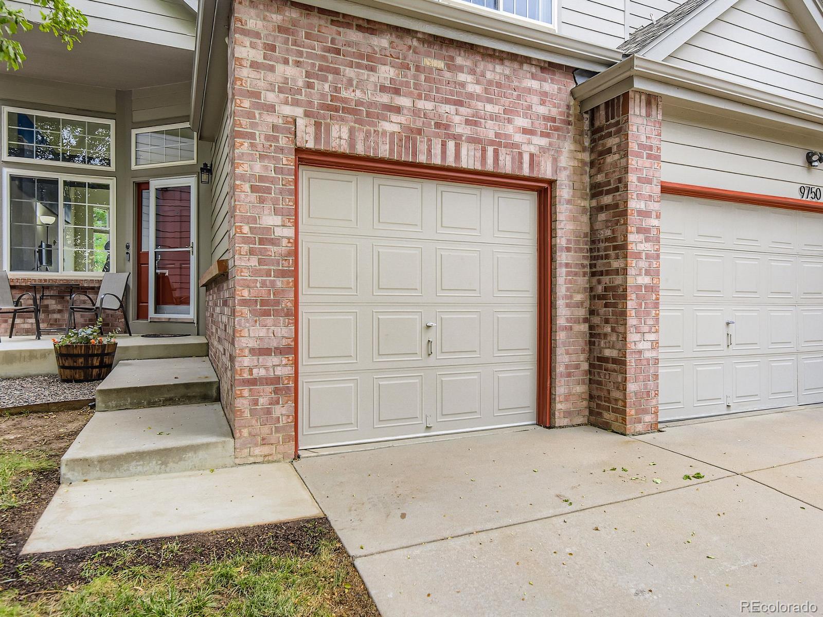 9750 Red Oakes Drive, Highlands Ranch, CO, 80126 2 9750 Red Oakes Drive