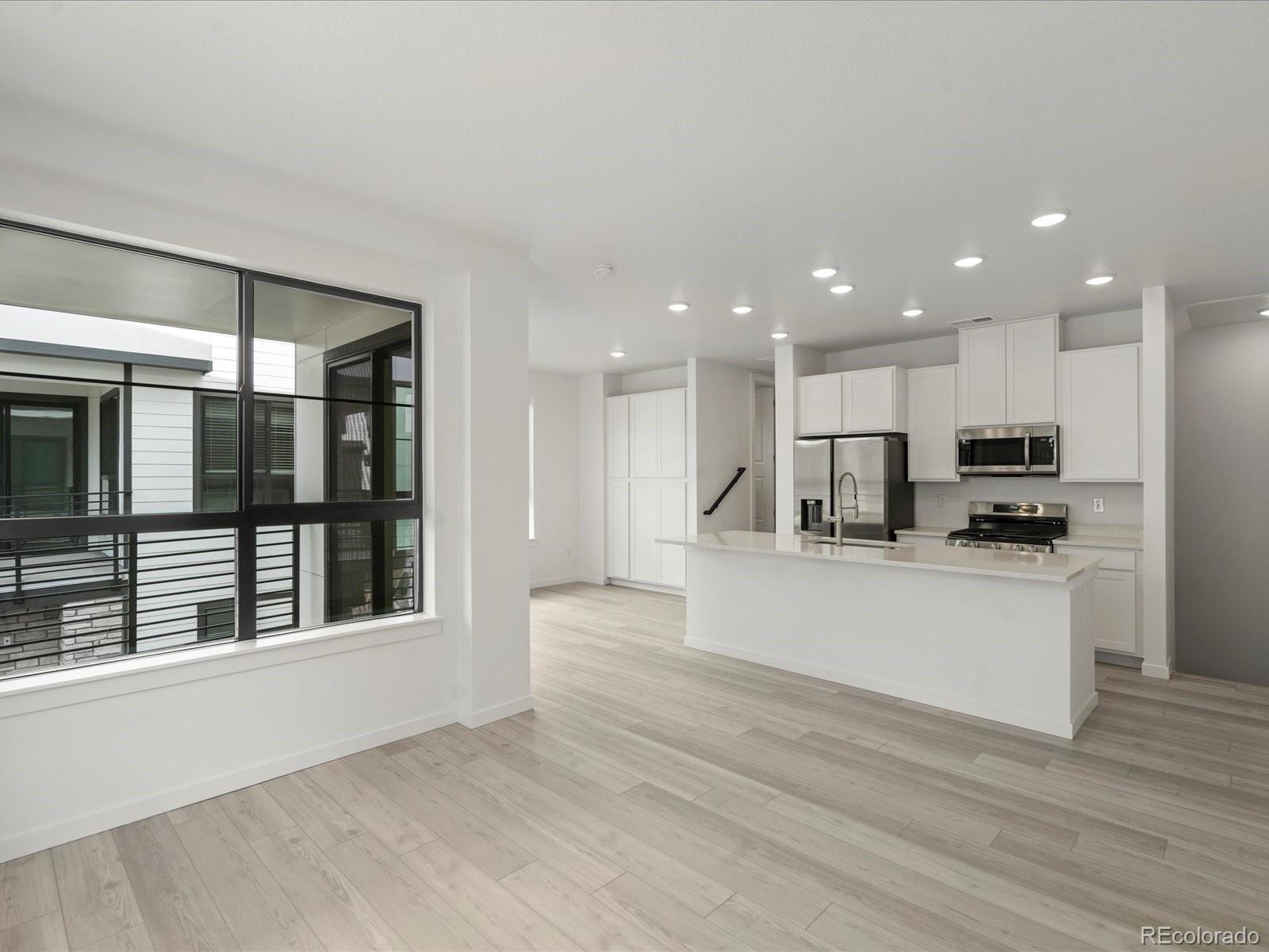 2028 S Holly Street 1