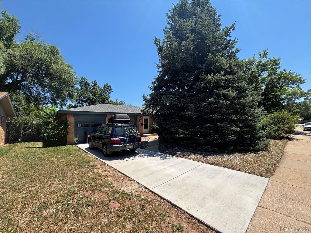 Photo of 140 S Lashley Lane, Boulder, CO 80305 (MLS # 4818365)