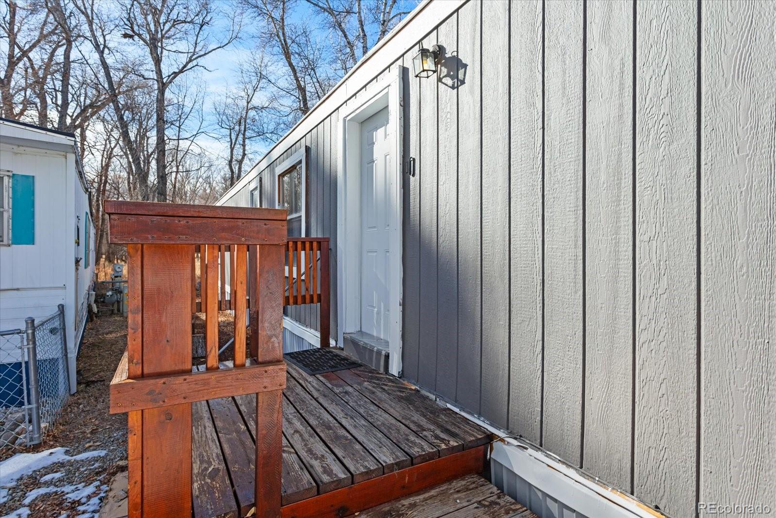 611 W Main Street 15