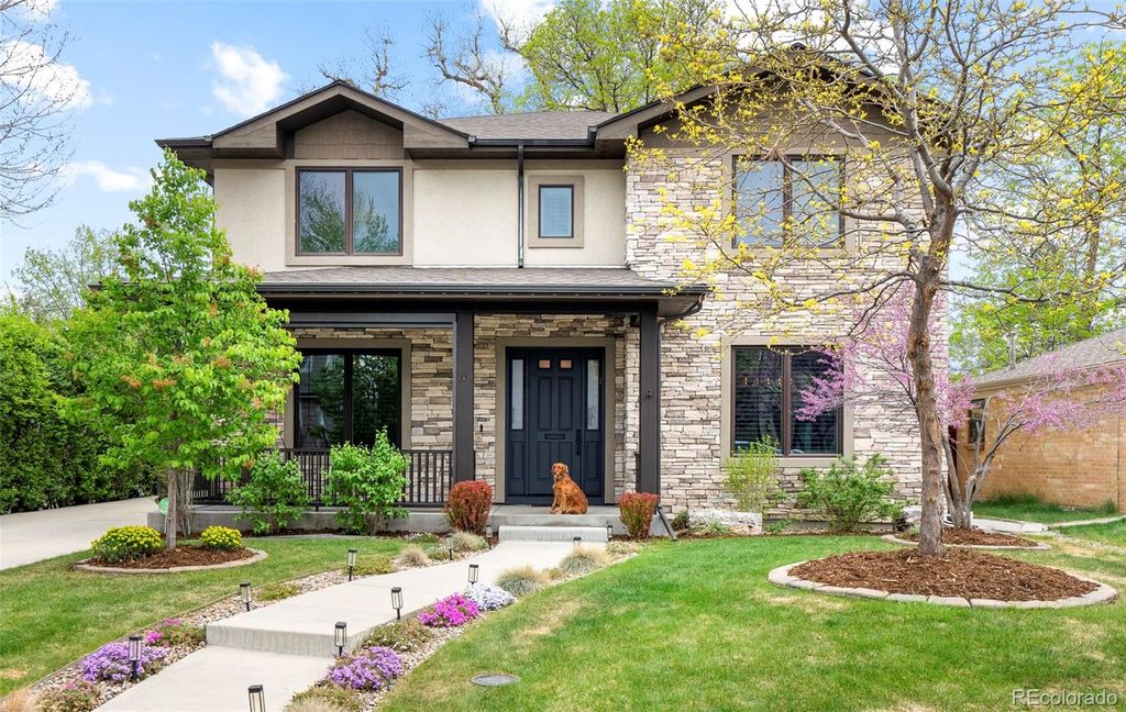 Photo of 136 Magnolia Street, Denver, CO 80220 (MLS # 9911469)