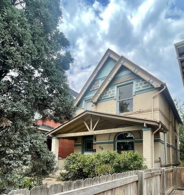 55 W Byers Place