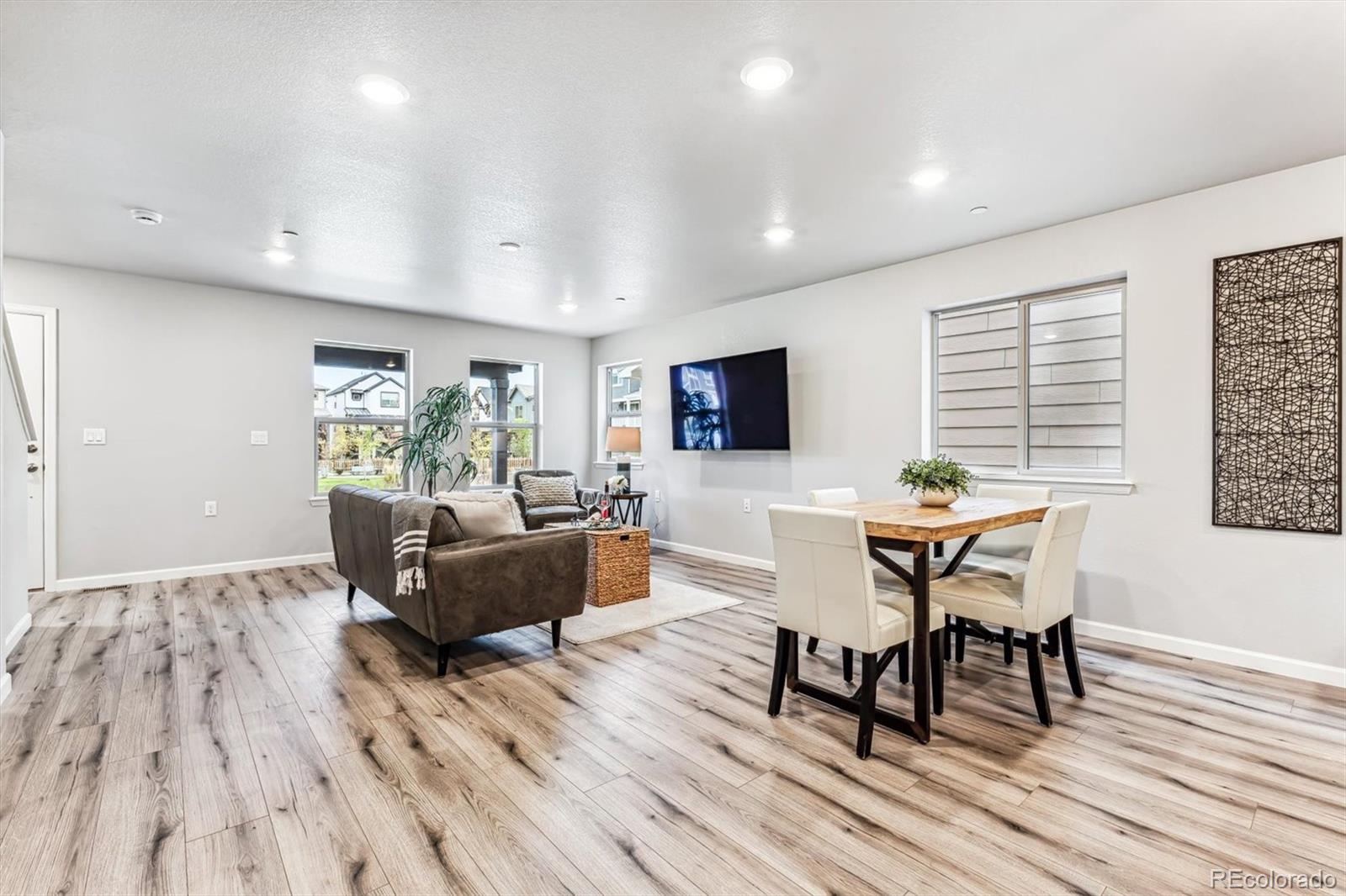 125 Mesa Way