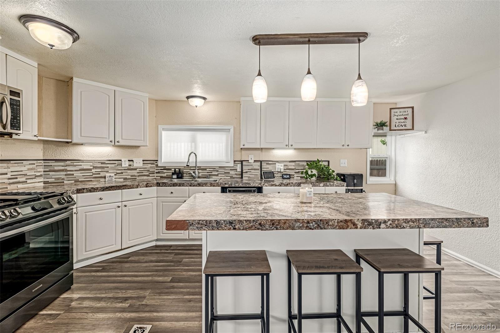 5139 E 96th Place