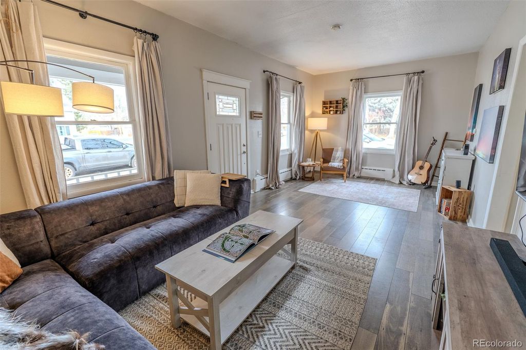 Photo of 4600 S Pearl Street, Englewood, CO 80113 (MLS # 3545678)