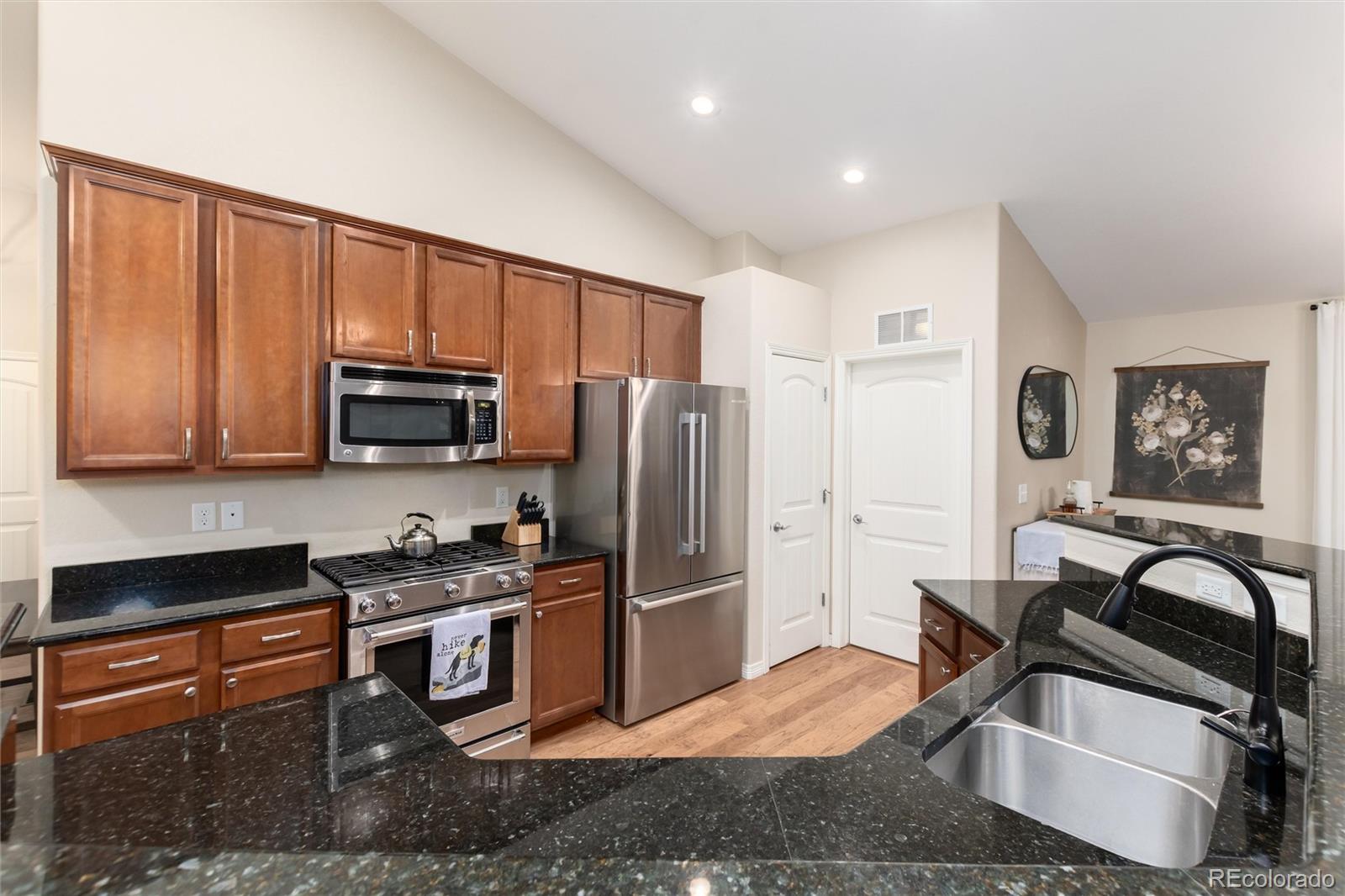 2746 Stallion Way