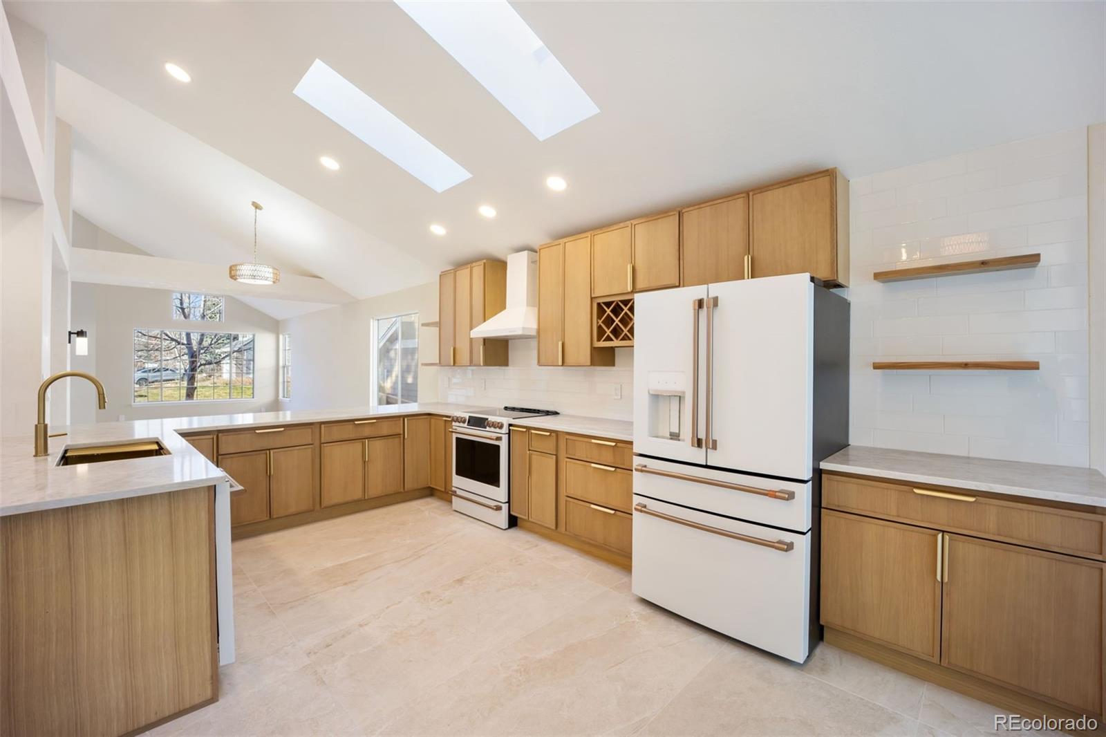 9696 Pinebrook Street