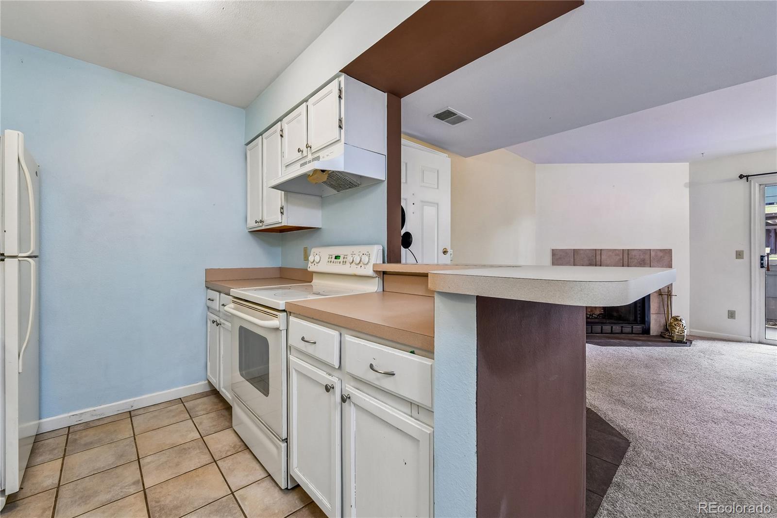 4654 White Rock Circle 4