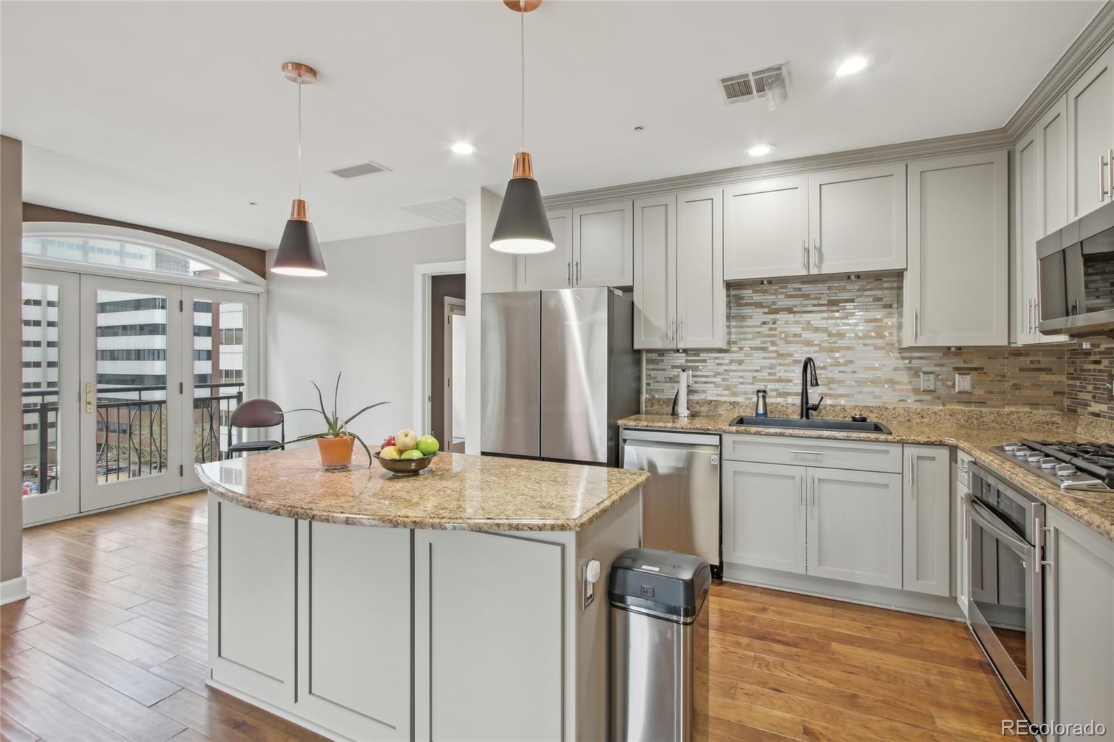 1827 N Grant Street 502