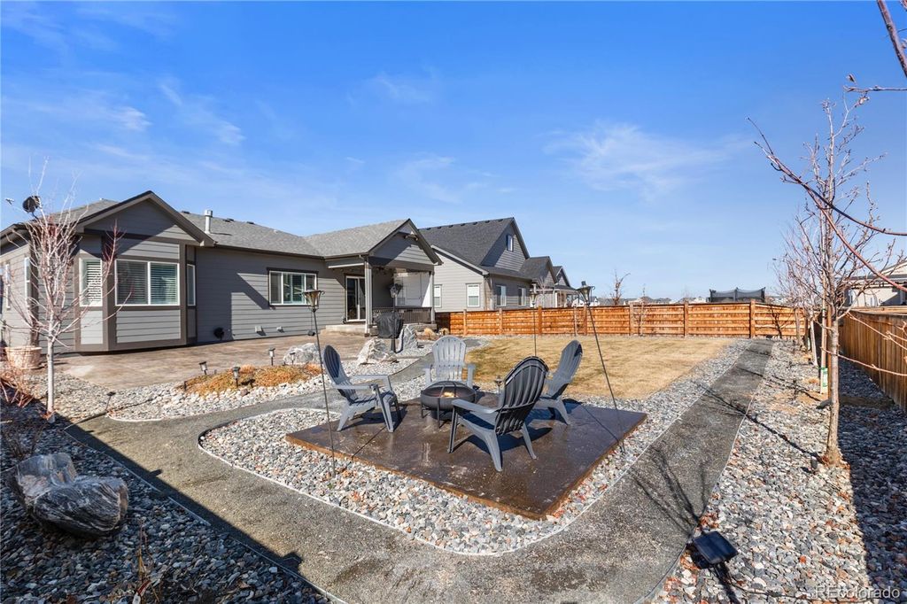 listing image 44