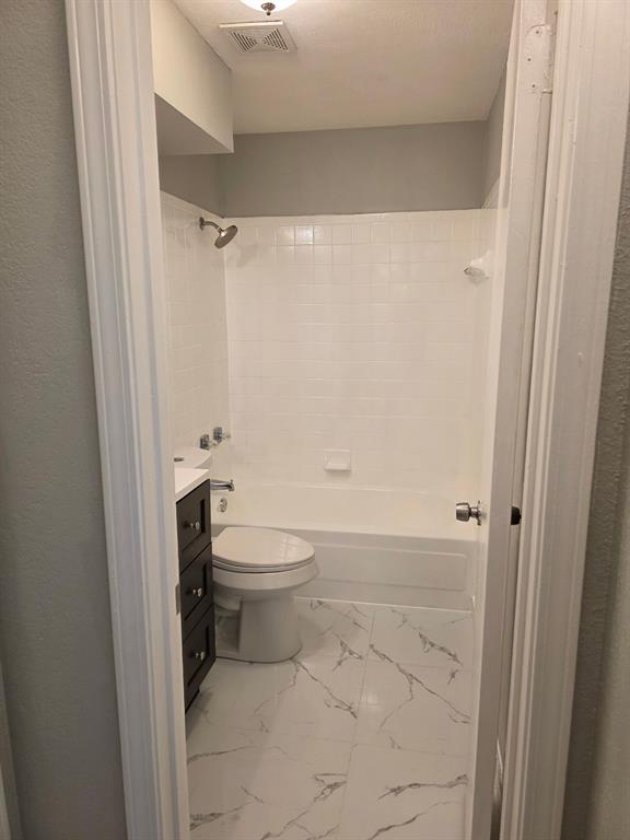 Cloisters Condo The - Residential