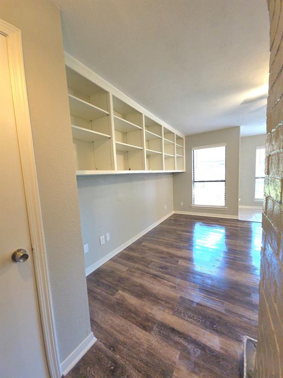 Cloisters Condo The - Residential