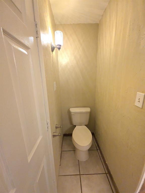 Cloisters Condo The - Residential