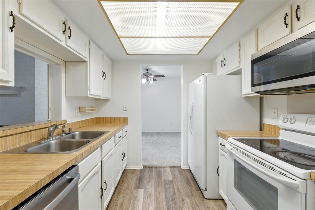 Two Worlds Apollo 01 - Residential