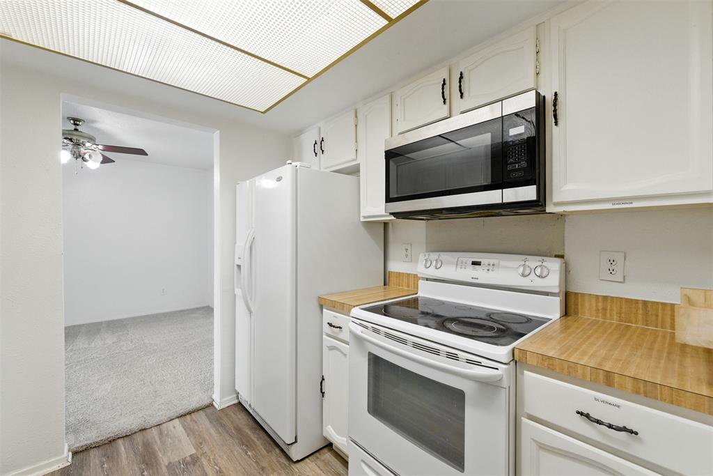 Two Worlds Apollo 01 - Residential