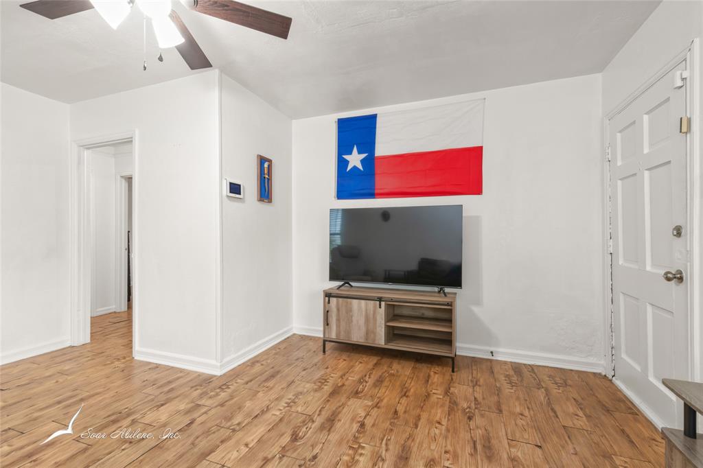 2017 Sycamore Street