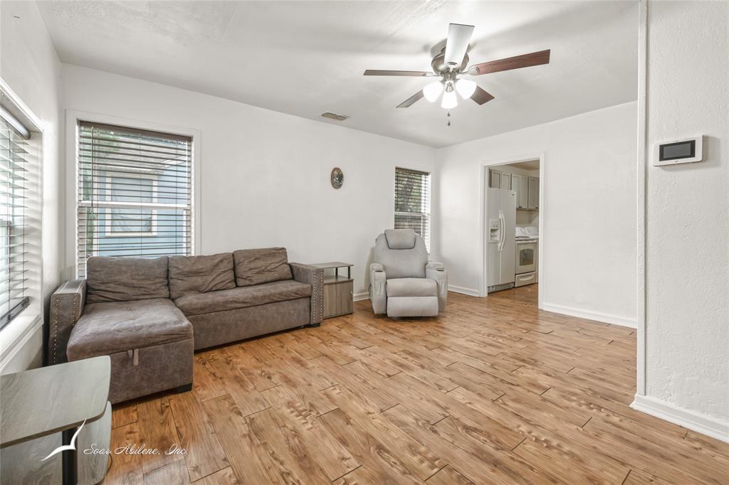 2017 Sycamore Street