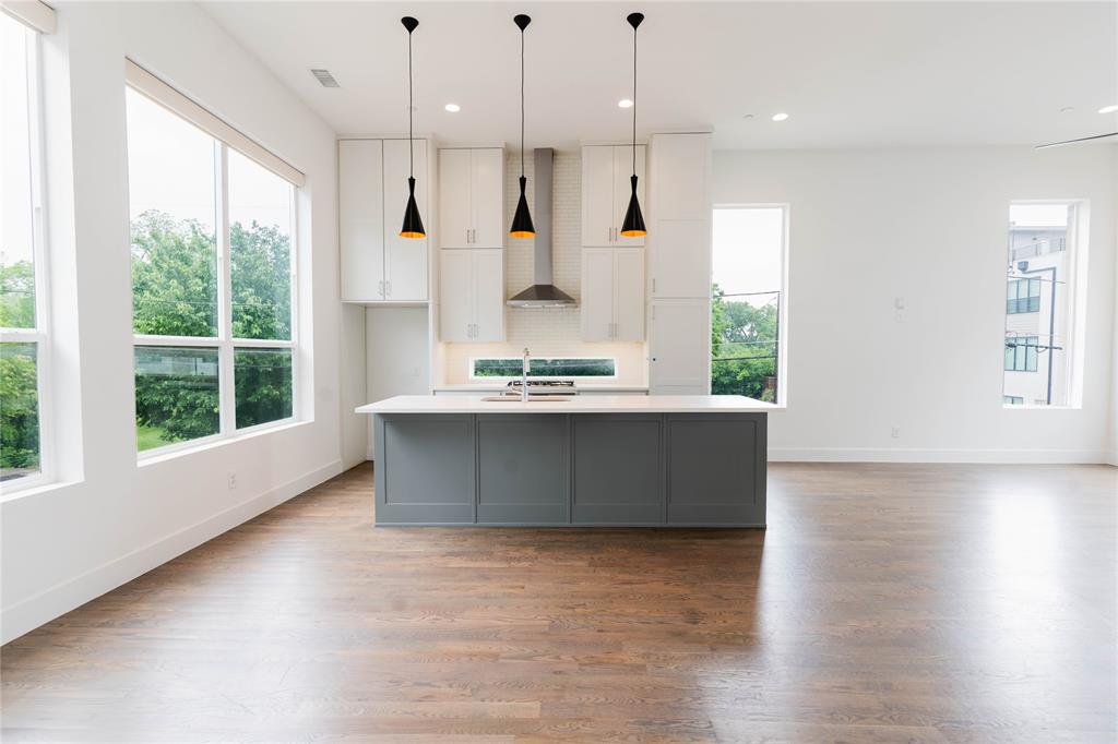 2623 Kimsey Drive 101